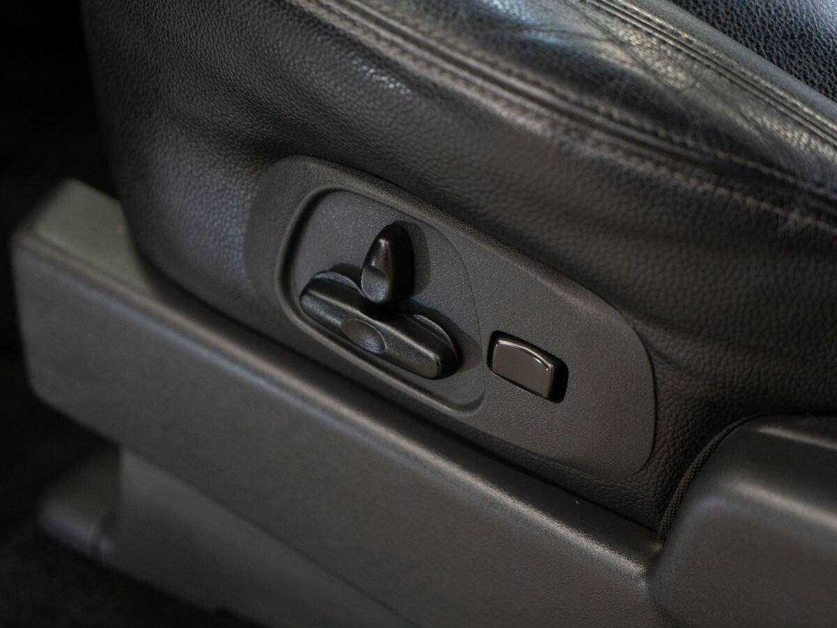 Mitsubishi Pajero 2014 года с пробегом. Фото: #14