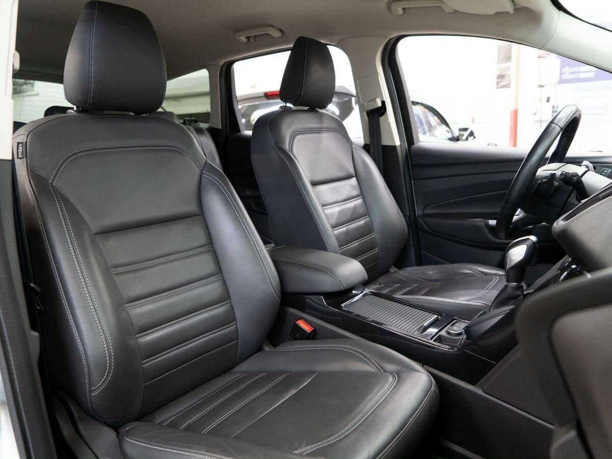 Ford Kuga 2017 года с пробегом. Фото: #9