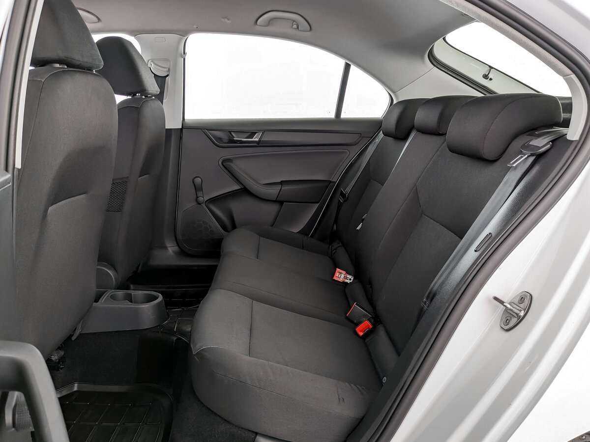 Skoda Rapid 2018 года с пробегом. Фото: #11