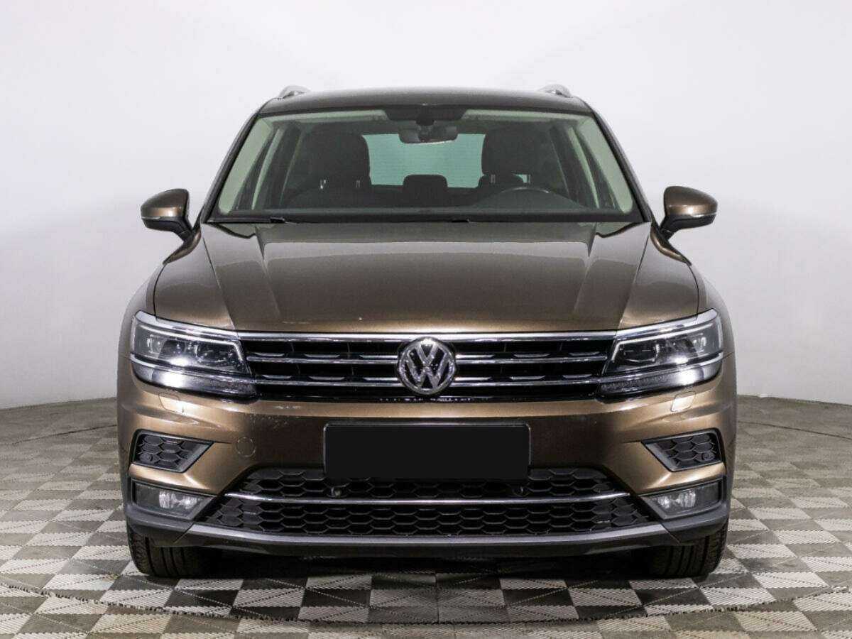 Volkswagen Tiguan 2018 года с пробегом. Фото: #1