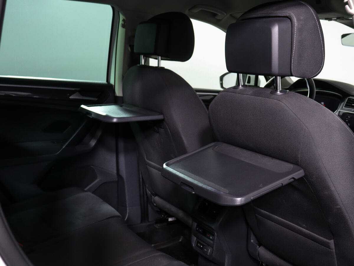 Volkswagen Tiguan 2018 года с пробегом. Фото: #16