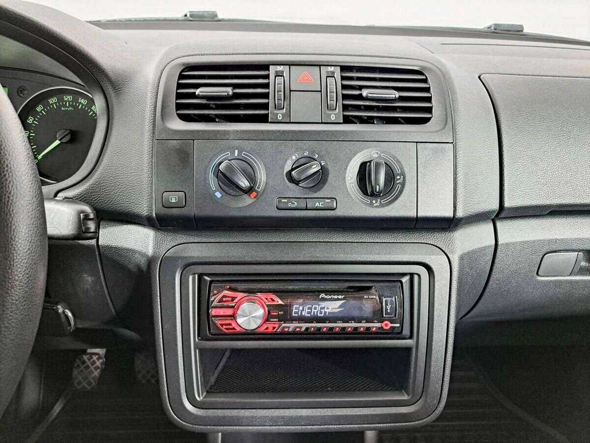 Skoda Fabia 2013 года с пробегом. Фото: #12