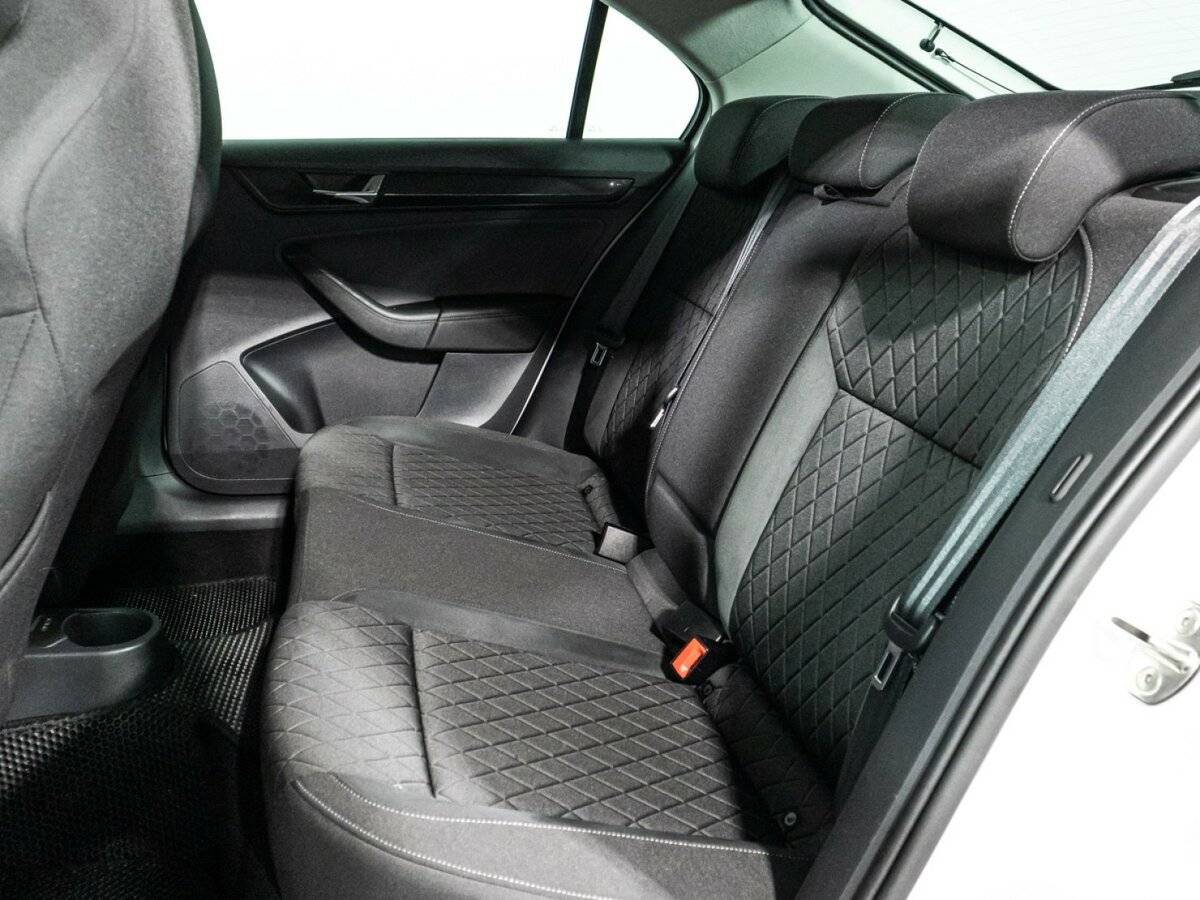 Skoda Rapid 2020 года с пробегом. Фото: #9