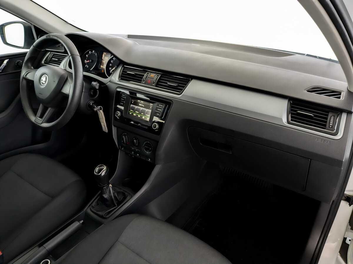 Skoda Rapid 2017 года с пробегом. Фото: #10