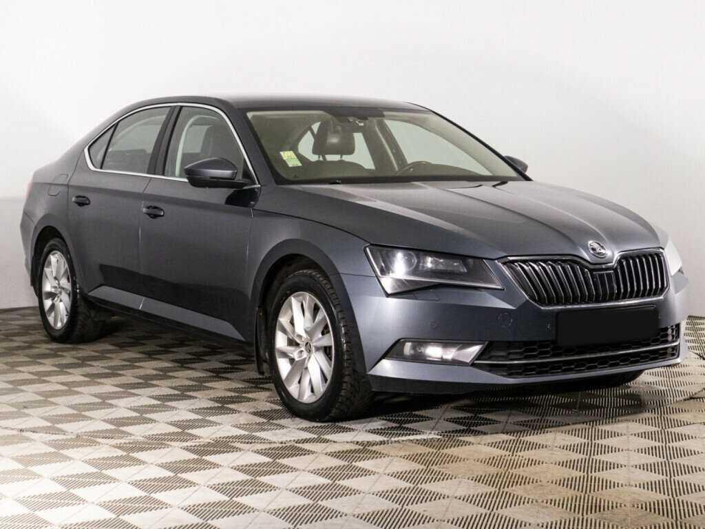 Skoda Superb 2018 года с пробегом. Фото: #2