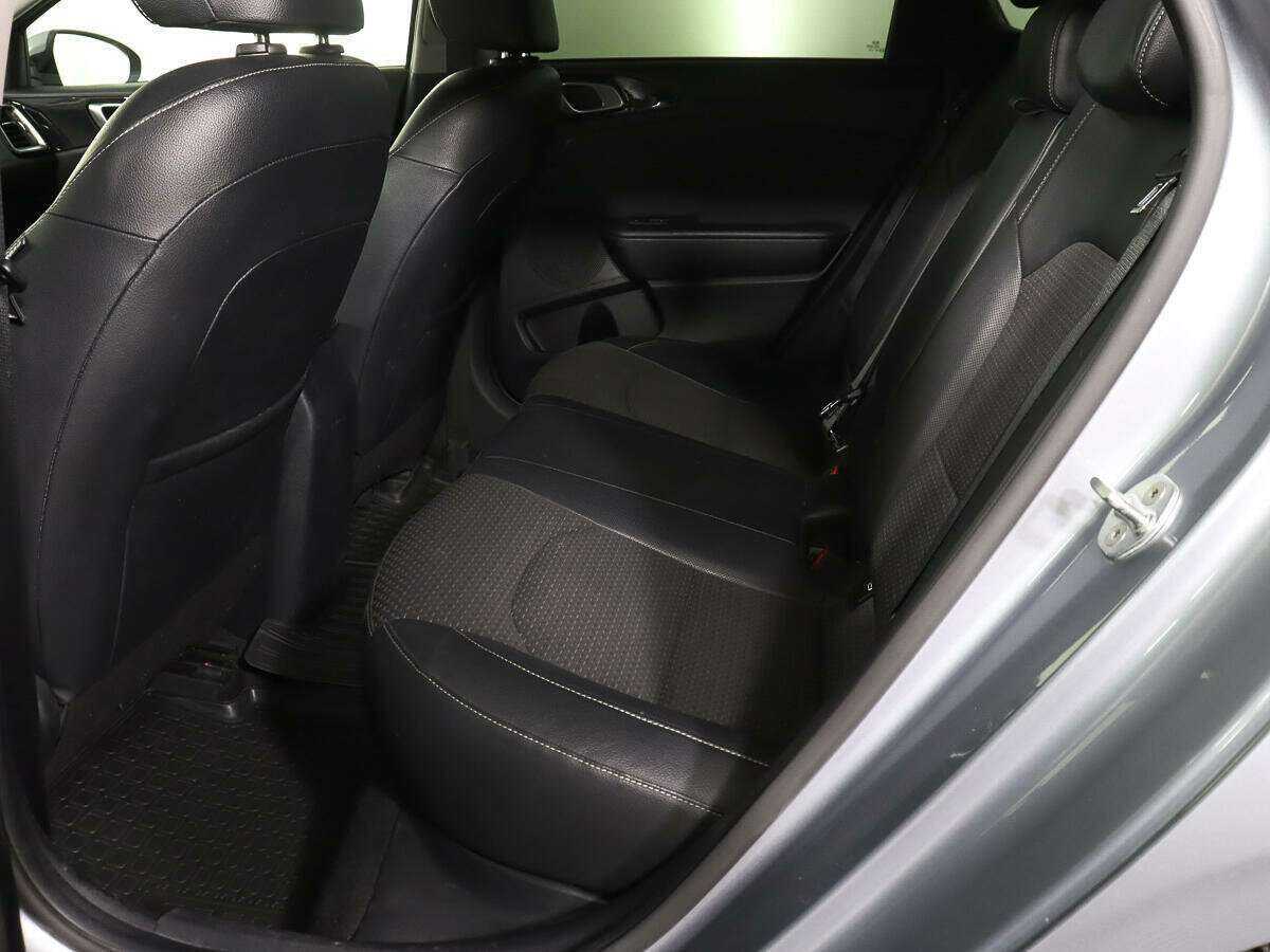 Kia Ceed 2020 года с пробегом. Фото: #5