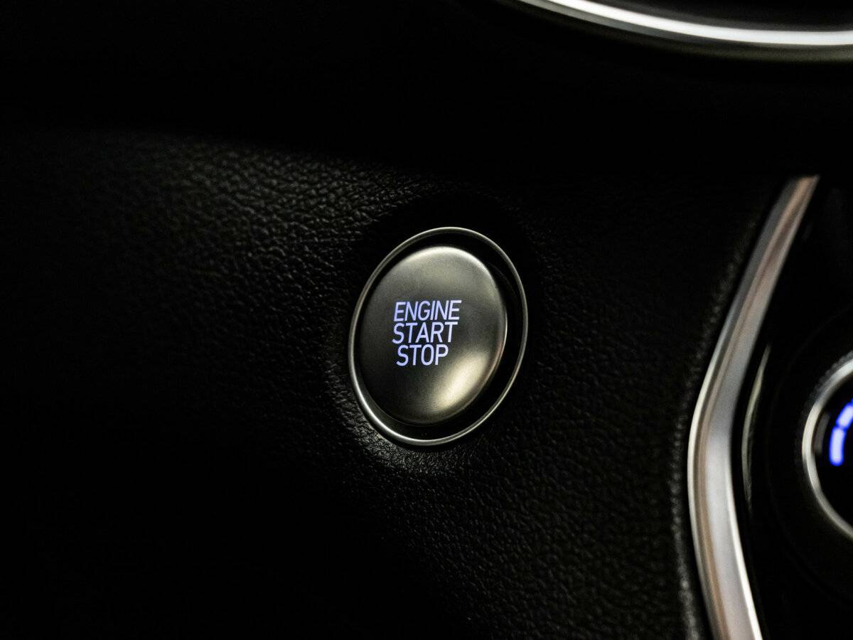 Hyundai Santa Fe 2018 года с пробегом. Фото: #15