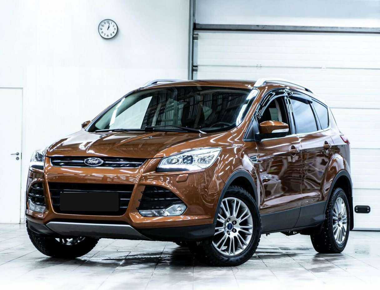 Ford Kuga 2013 года с пробегом. Посмотреть фото