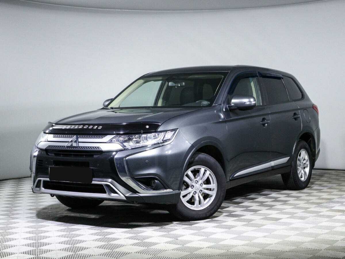 Mitsubishi Outlander 2018 года с пробегом. Посмотреть фото