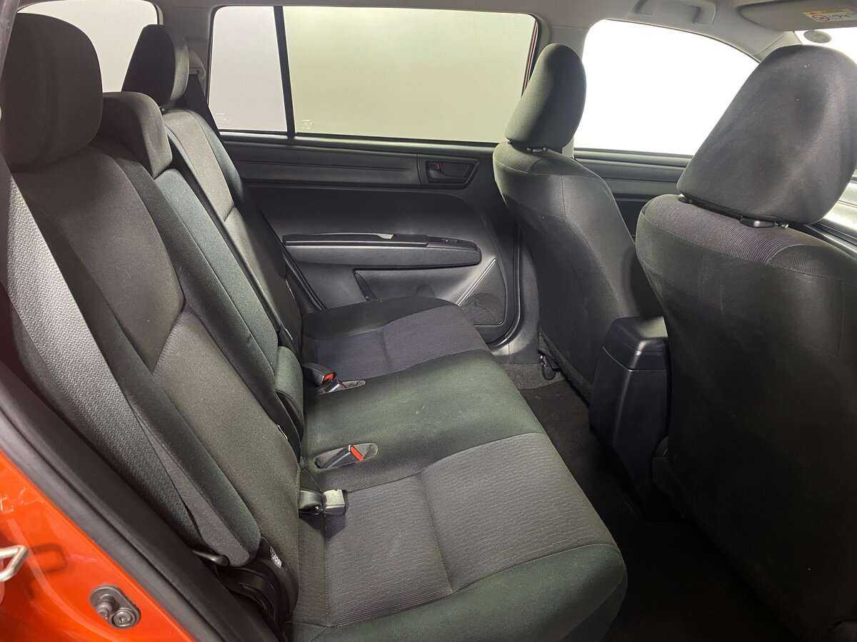 Toyota Corolla 2019 года с пробегом. Фото: #9