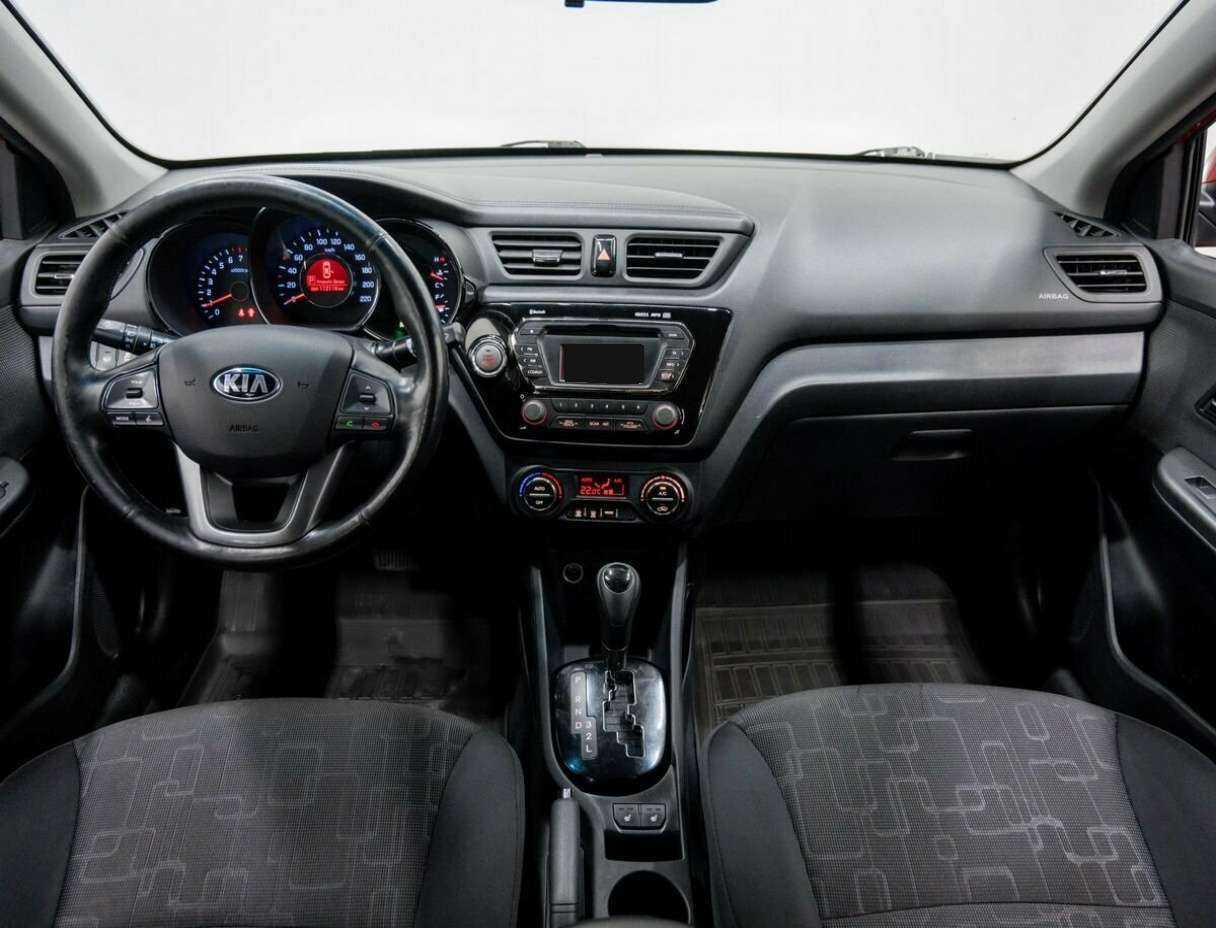 Kia Rio 2013 года с пробегом. Фото: #8