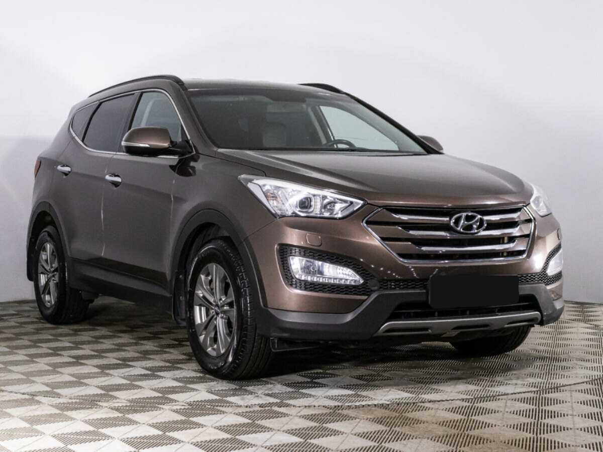 Hyundai Santa Fe 2015 года с пробегом. Фото: #2