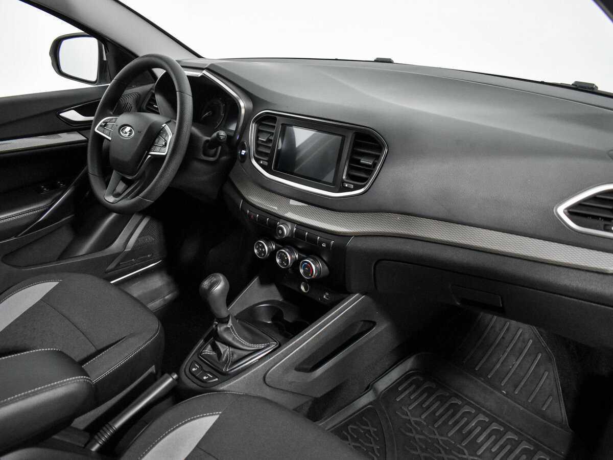 Lada (ВАЗ) Vesta 2023 года с пробегом. Фото: #14