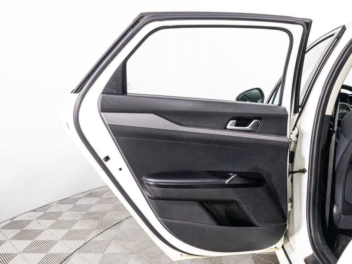 Kia K5 2021 года с пробегом. Фото: #24