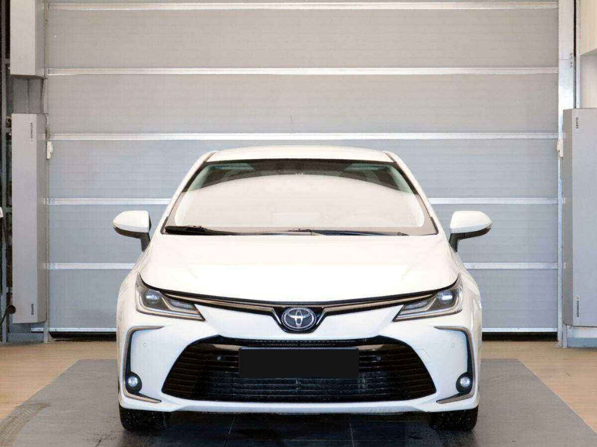 Toyota Corolla 2019 года с пробегом. Фото: #1