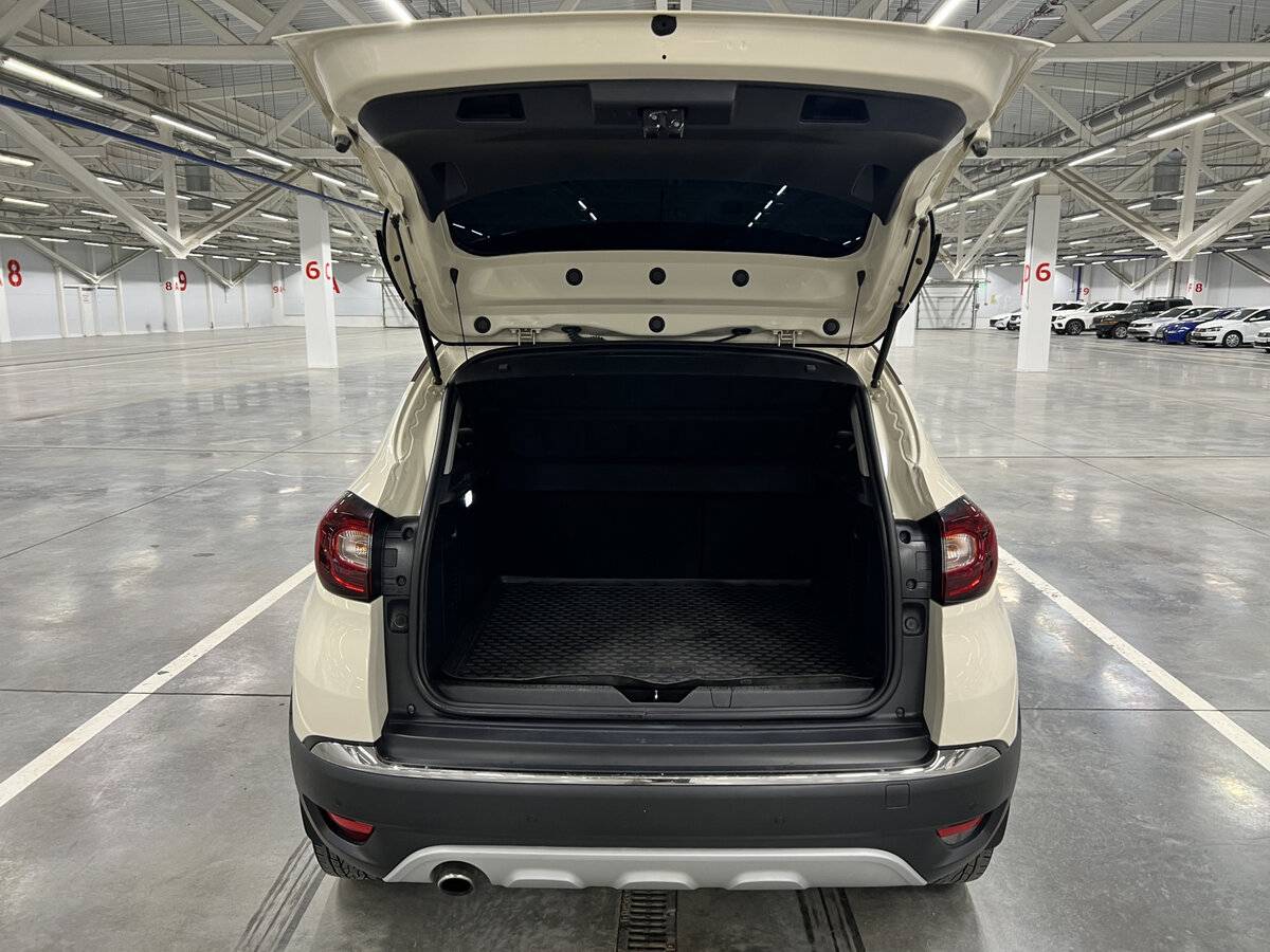 Renault Kaptur 2019 года с пробегом. Фото: #9