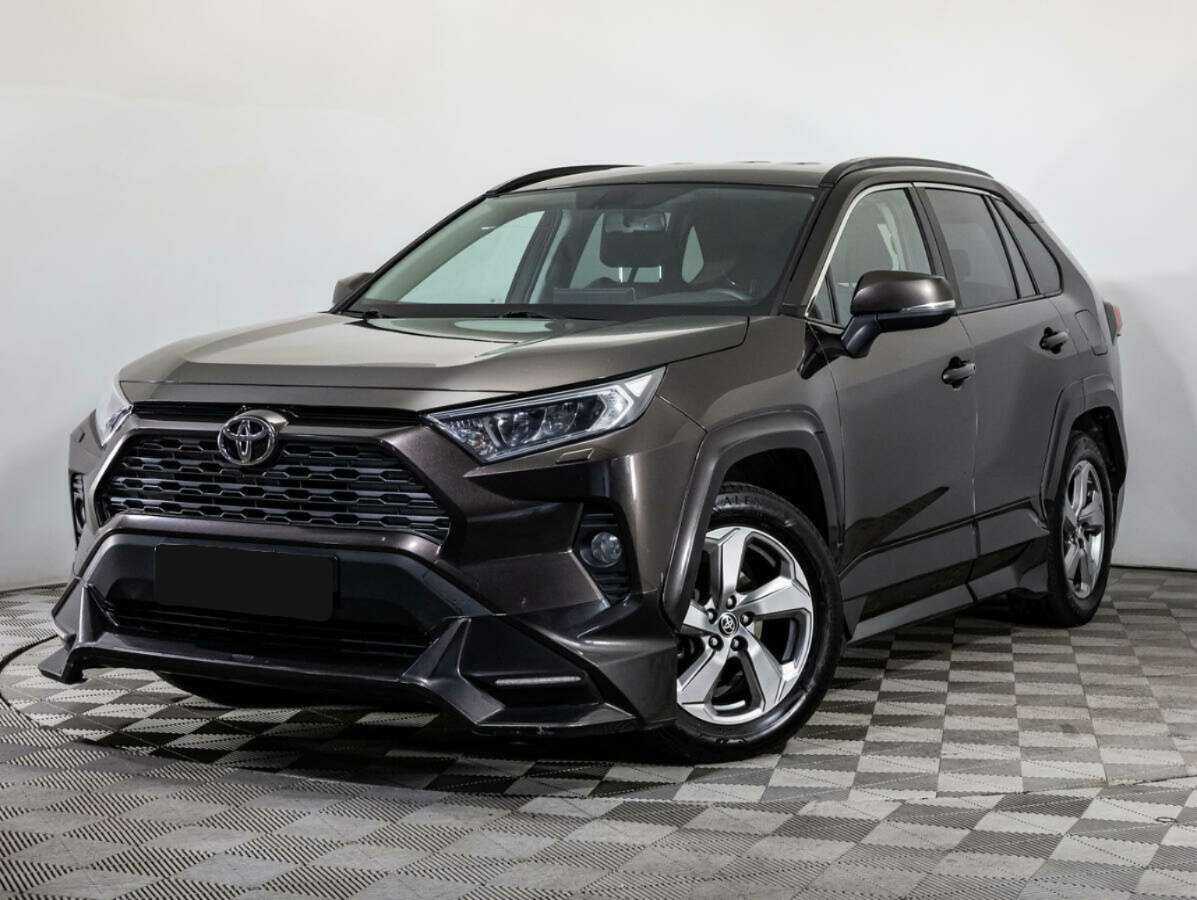 Toyota RAV4 2021 года с пробегом. Посмотреть фото