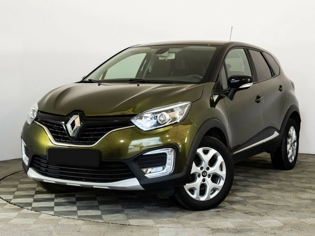 Renault Kaptur 2017 года с пробегом. Посмотреть фото