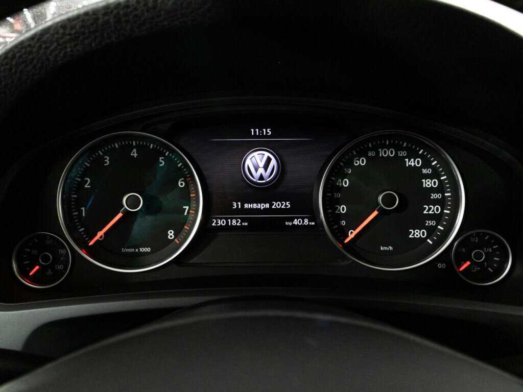 Volkswagen Touareg 2013 года с пробегом. Фото: #10
