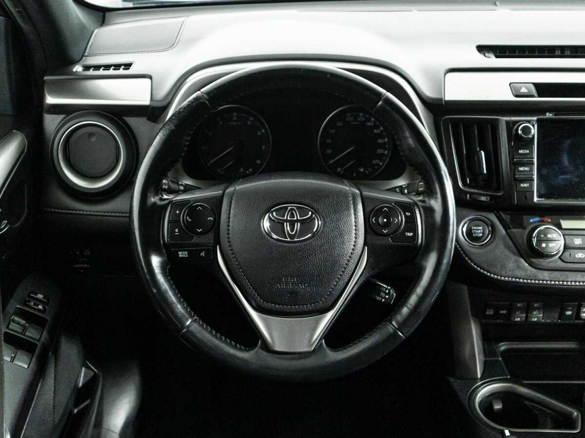 Toyota RAV4 2019 года с пробегом. Фото: #20