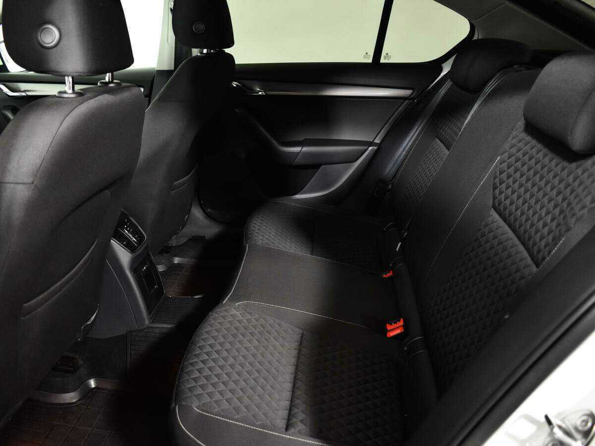 Skoda Octavia 2017 года с пробегом. Фото: #6