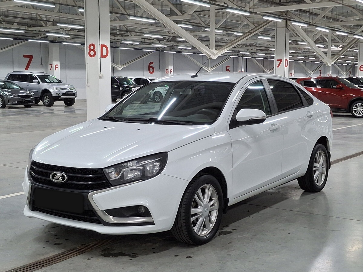 Lada (ВАЗ) Vesta 2017 года с пробегом. Посмотреть фото