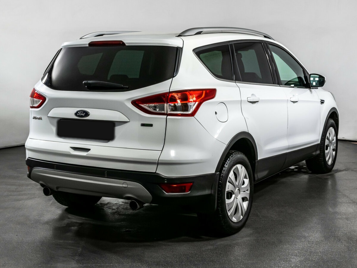 Ford Kuga 2015 года с пробегом. Фото: #3