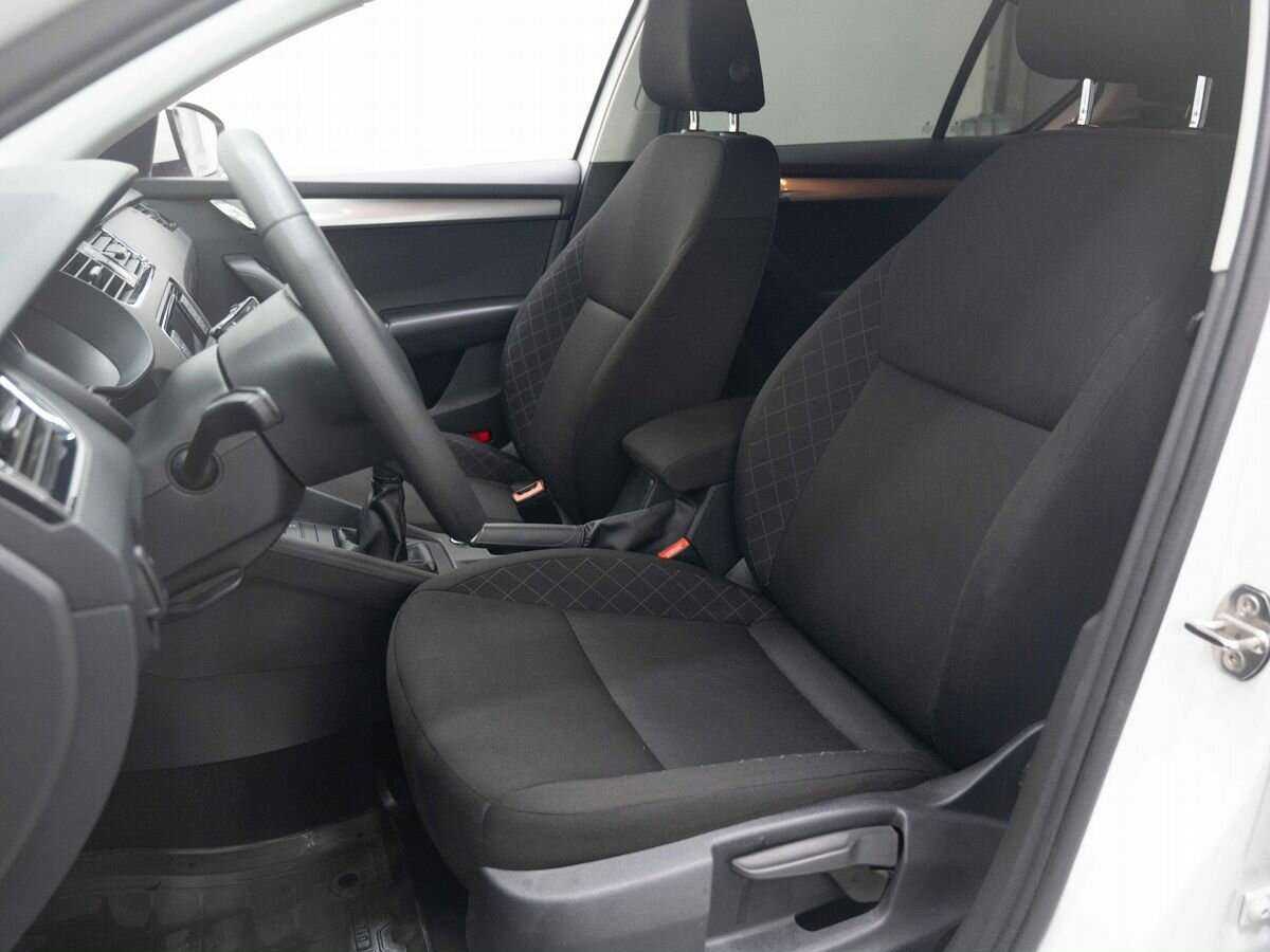 Skoda Octavia 2019 года с пробегом. Фото: #7