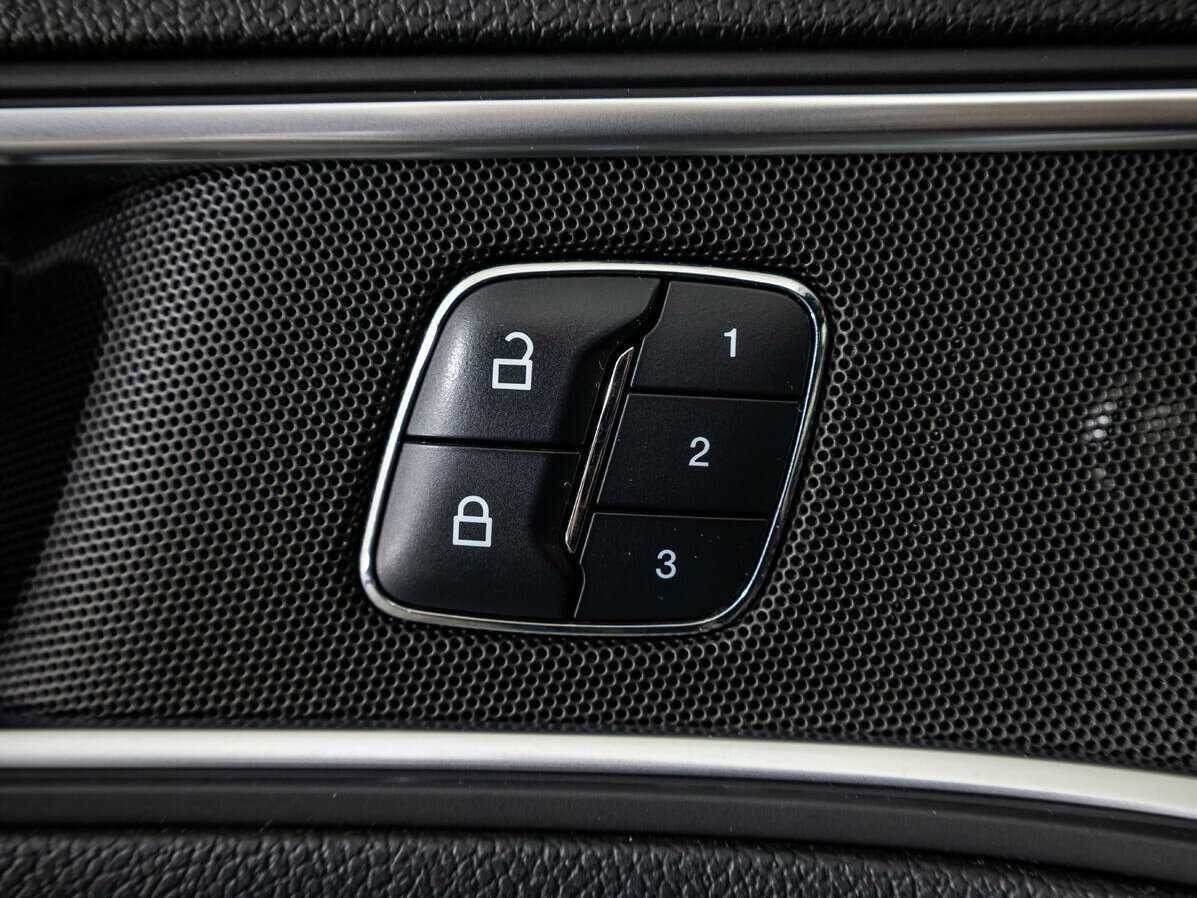 Ford Explorer 2015 года с пробегом. Фото: #12