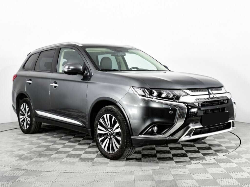 Mitsubishi Outlander 2018 года с пробегом. Фото: #2