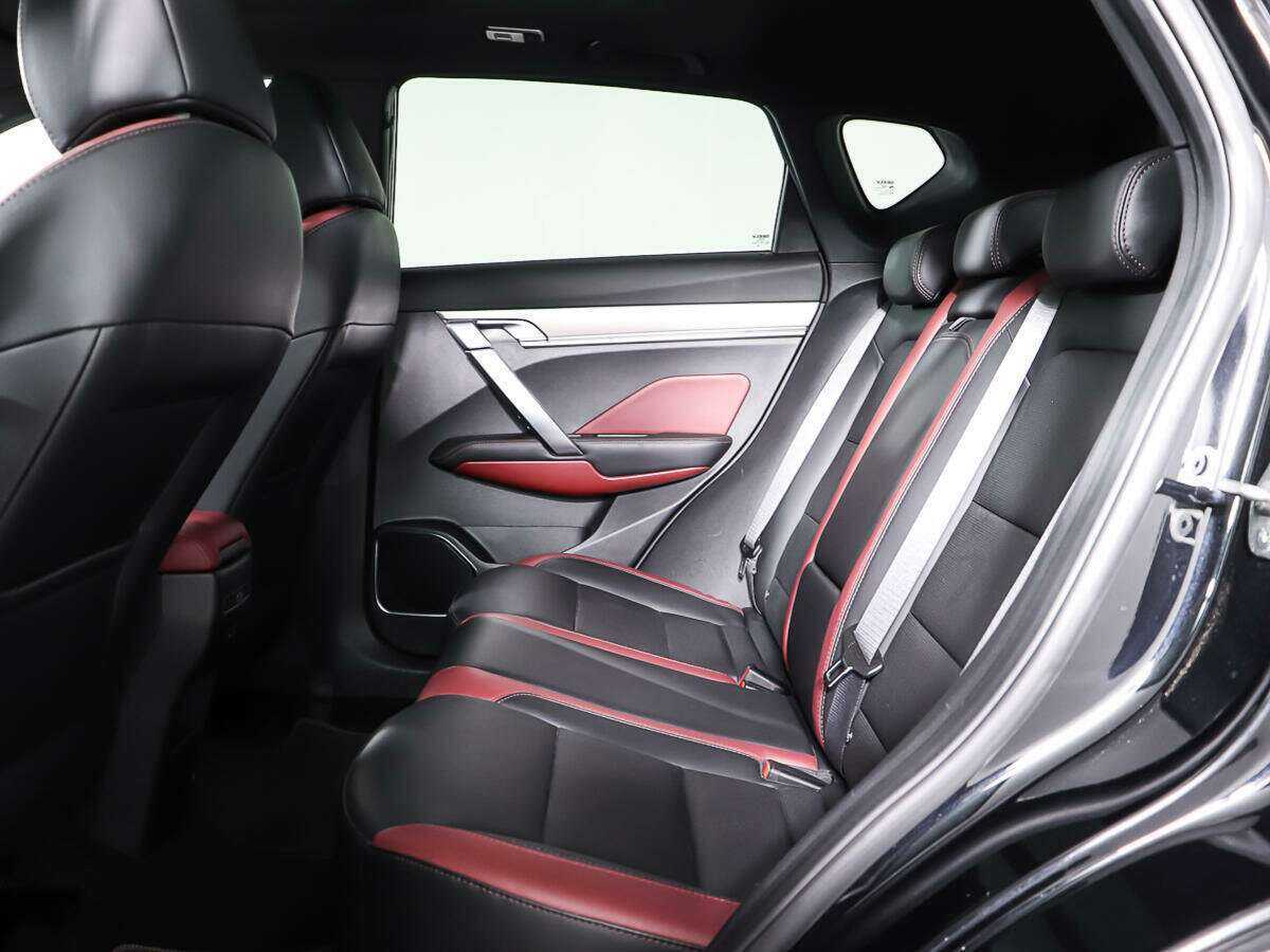 Geely Coolray 2022 года с пробегом. Фото: #9