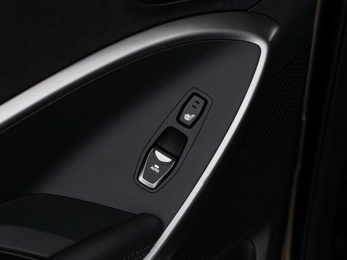 Hyundai Santa Fe 2015 года с пробегом. Фото: #17