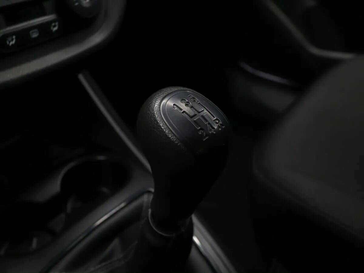 Lada (ВАЗ) Vesta 2021 года с пробегом. Фото: #13