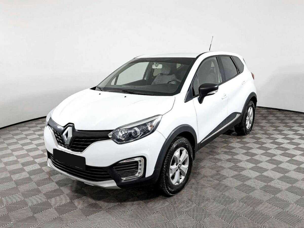 Renault Kaptur 2018 года с пробегом. Посмотреть фото
