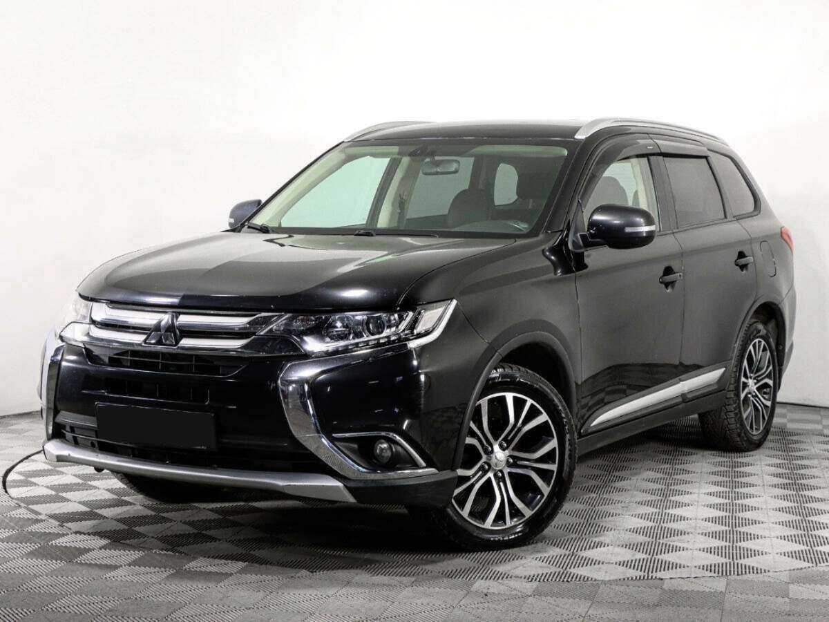 Mitsubishi Outlander 2018 года с пробегом. Фото: #0