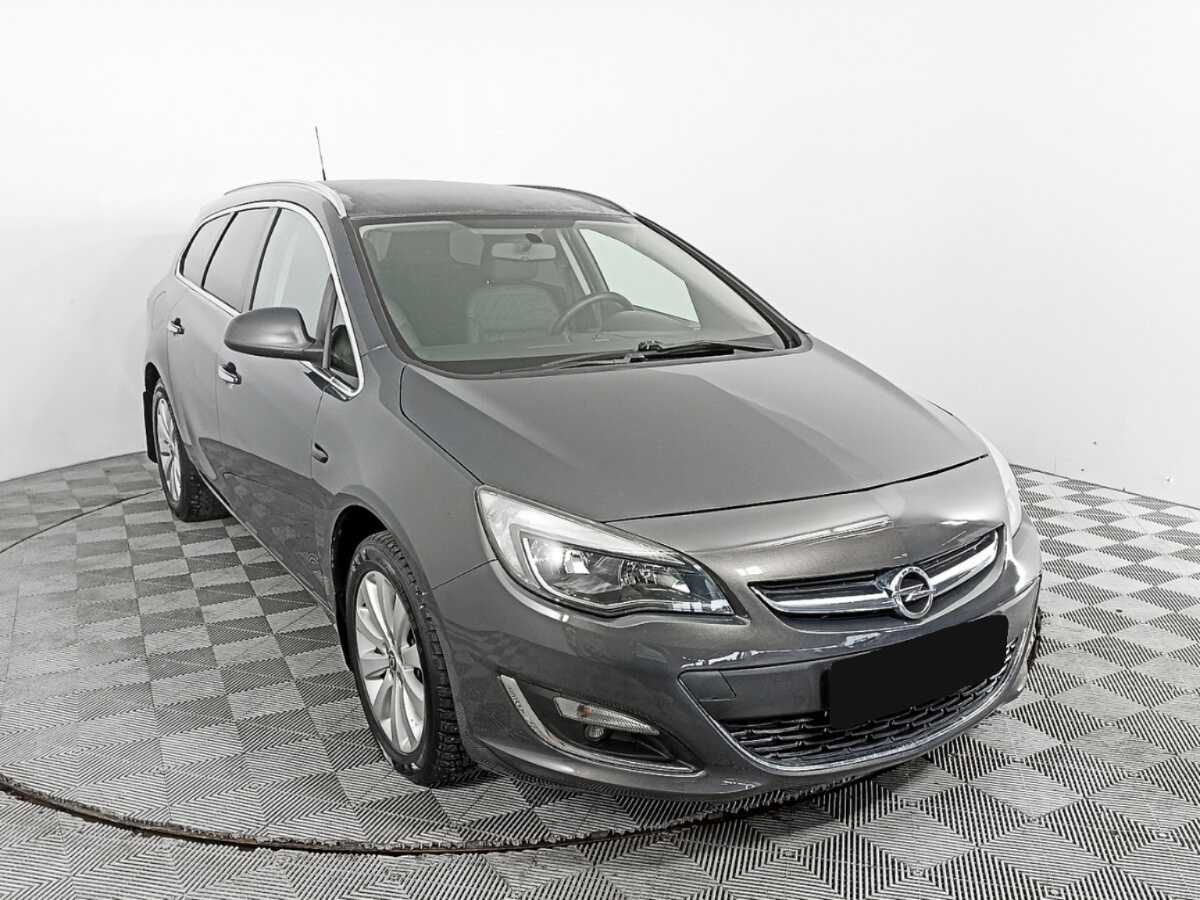 Opel Astra 2013 года с пробегом. Фото: #2