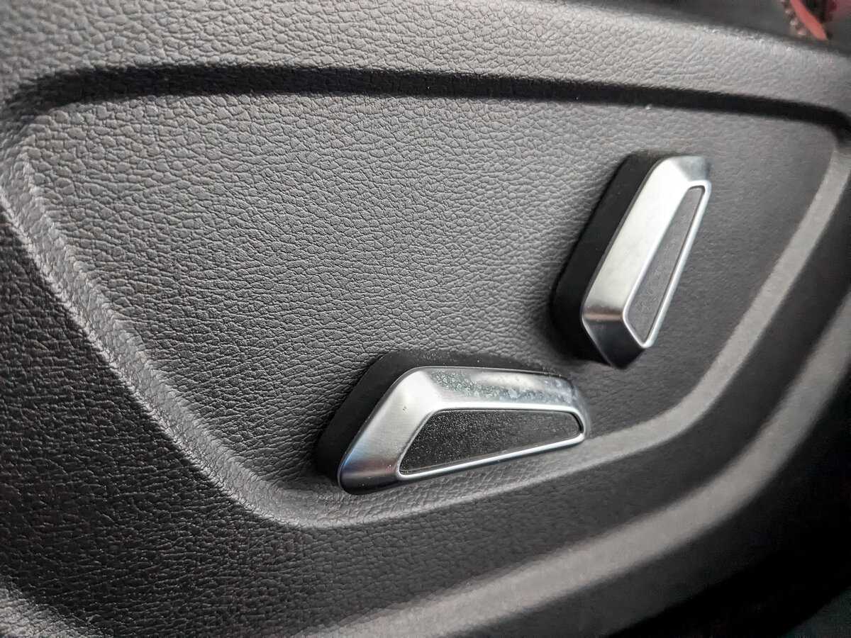 Geely Coolray 2020 года с пробегом. Фото: #21