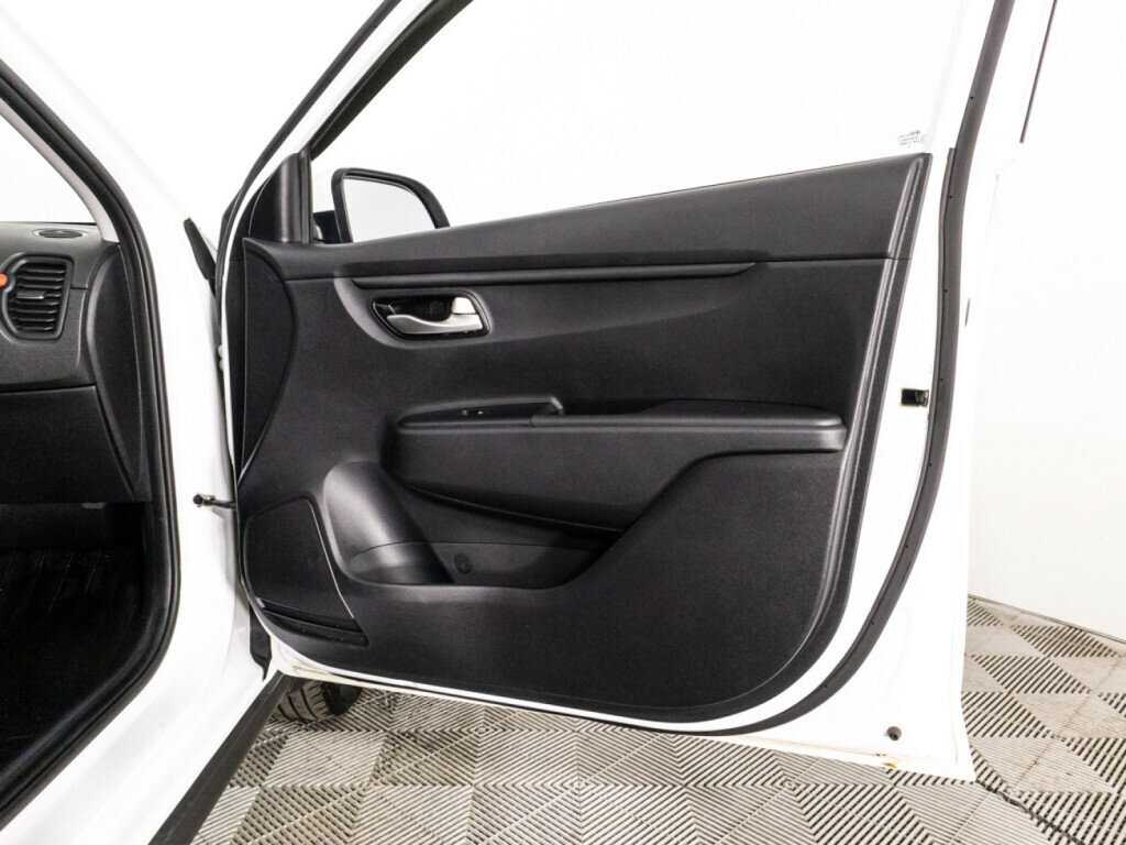 Kia Rio 2021 года с пробегом. Фото: #27