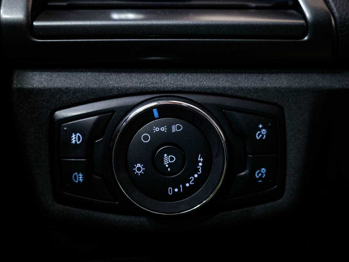 Ford Mondeo 2017 года с пробегом. Фото: #18