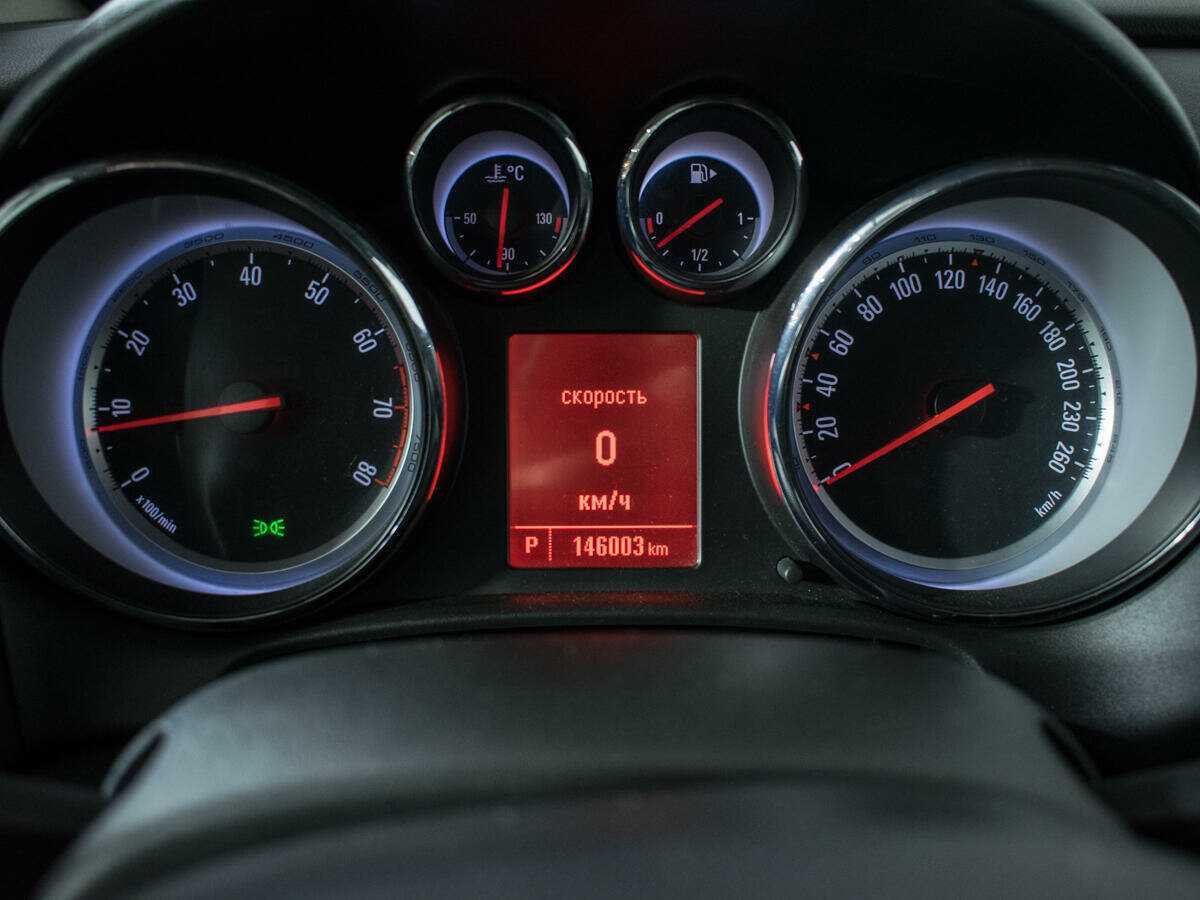 Opel Astra 2014 года с пробегом. Фото: #10