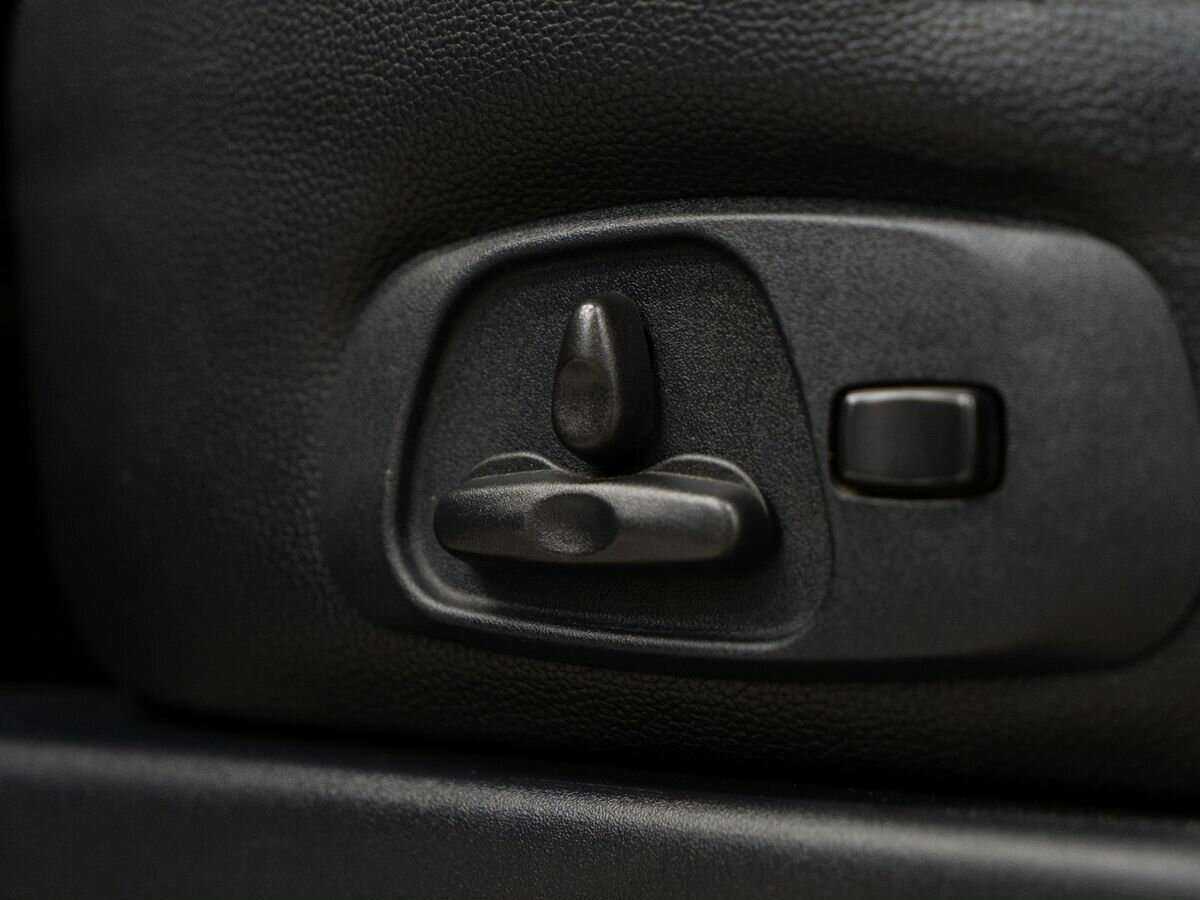 Mitsubishi Pajero 2012 года с пробегом. Фото: #17