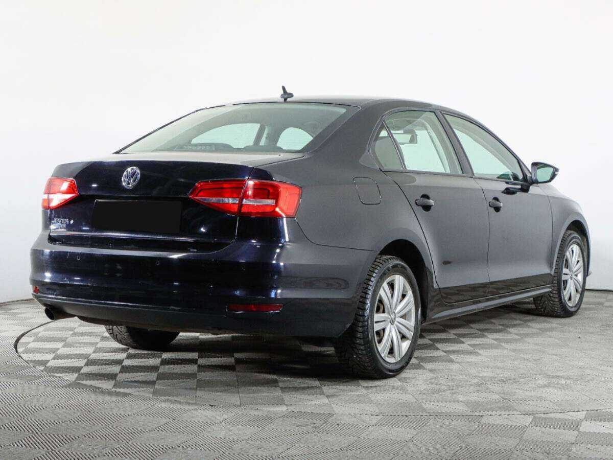 Volkswagen Jetta 2015 года с пробегом. Фото: #4