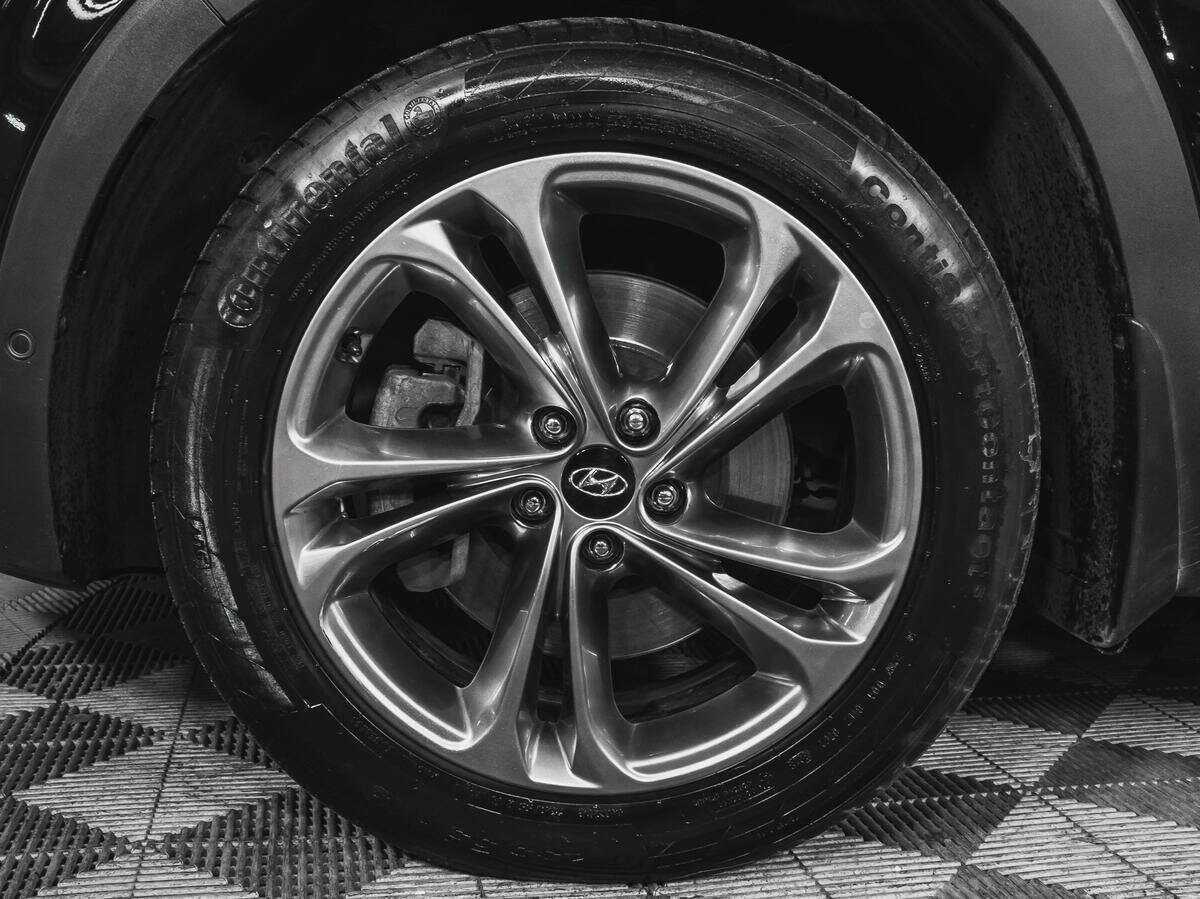 Hyundai Santa Fe 2019 года с пробегом. Фото: #14