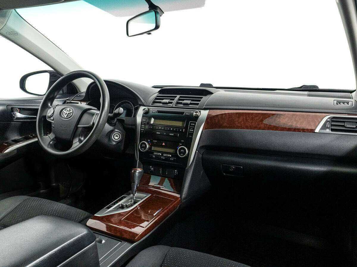 Toyota Camry 2012 года с пробегом. Фото: #6