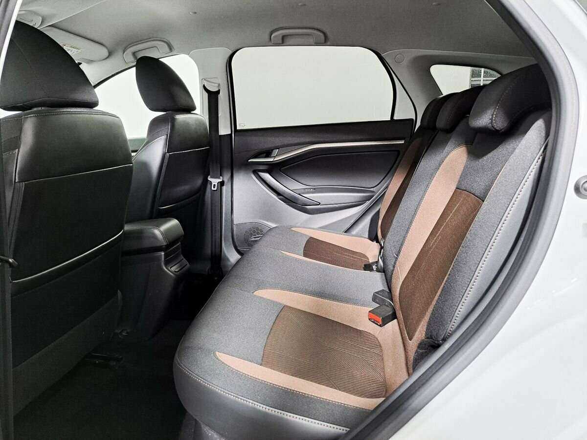 Lada (ВАЗ) Vesta 2018 года с пробегом. Фото: #9