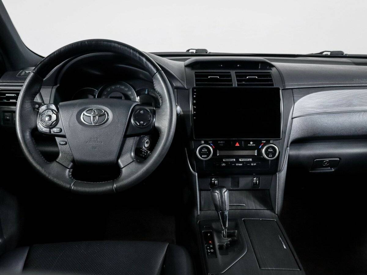 Toyota Camry 2014 года с пробегом. Фото: #9