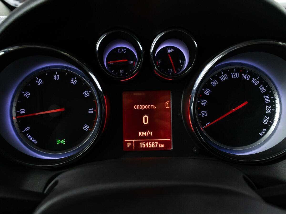 Opel Astra 2012 года с пробегом. Фото: #11