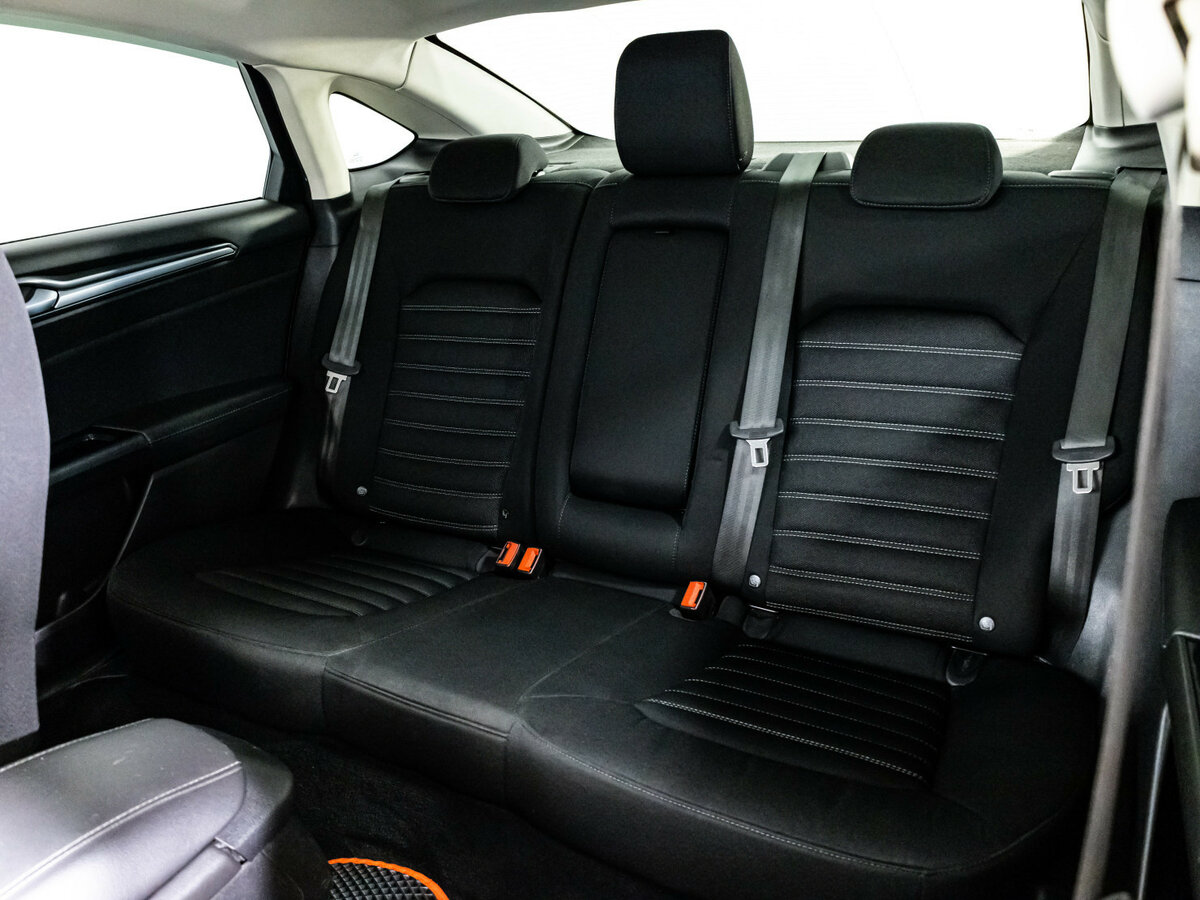 Ford Mondeo 2016 года с пробегом. Фото: #15