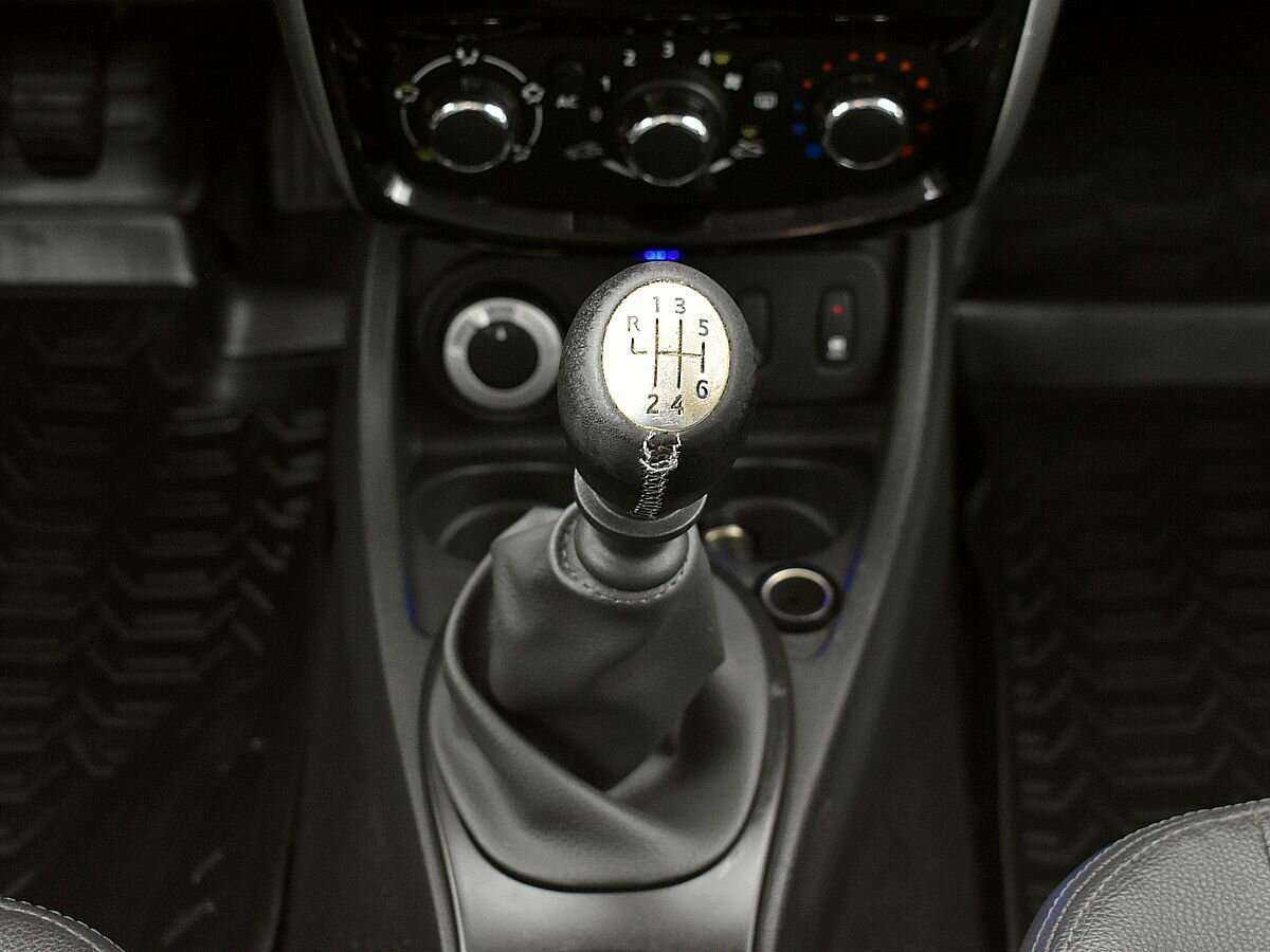 Nissan Terrano 2014 года с пробегом. Фото: #10