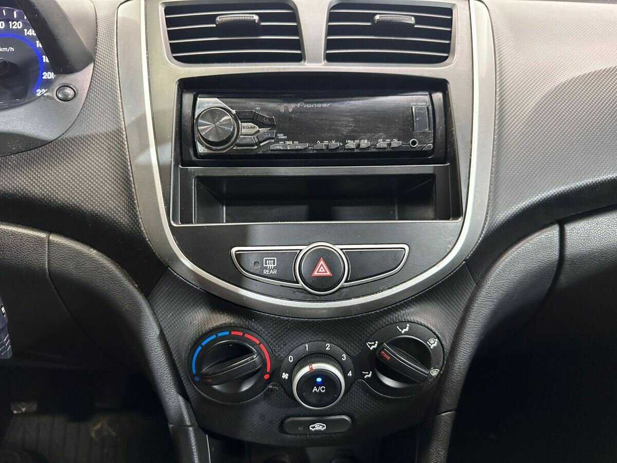 Hyundai Solaris 2014 года с пробегом. Фото: #12